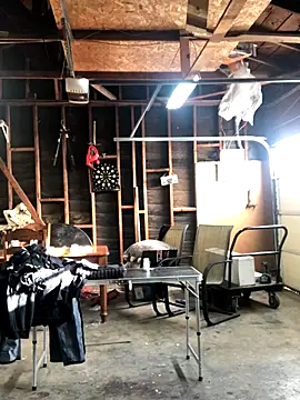 Snapshot of juiicy001 chatting on September 15, 3:12 pm juiicy001 online show from September 15, 3:12 pm