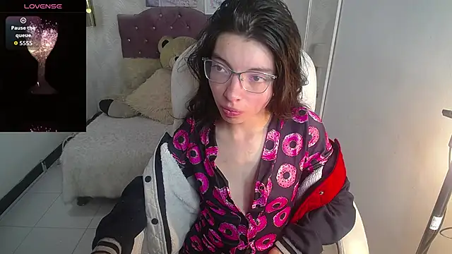 alllyson  online show from November 13, 7:51 pm