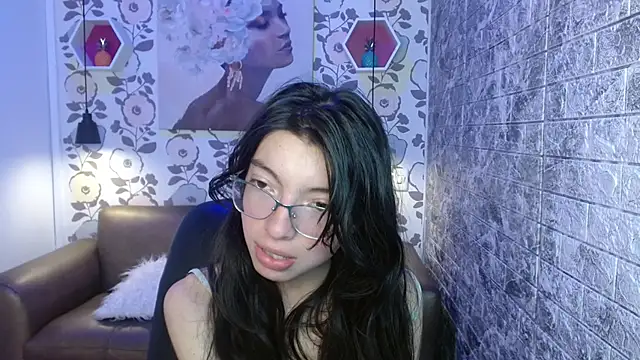 alllyson  online show from September 22, 8:26 pm