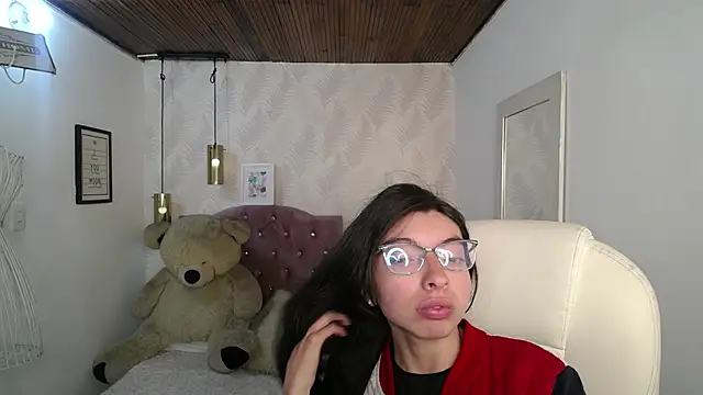 alllyson  online show from December 20, 8:22 pm