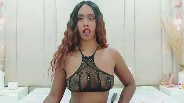 Snapshot of ChantalBlaiir chatting on December 3, 9:03 pm ChantalBlaiir online show from December 3, 9:03 pm