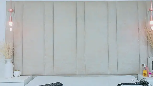 Snapshot of ChantalBlaiir chatting on December 2, 12:11 am ChantalBlaiir online show from December 2, 12:11 am