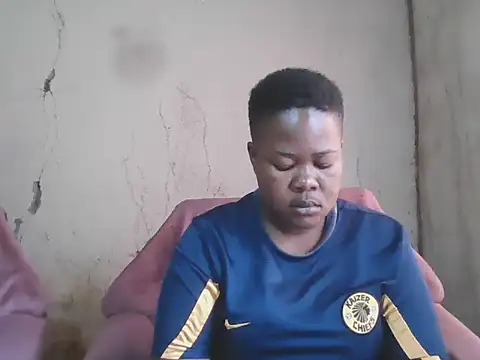 Bustyass93 online show from November 20, 6:36 am