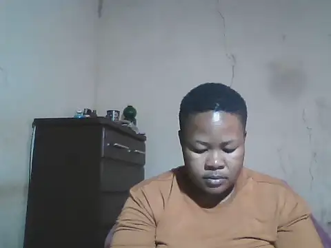 Bustyass93 online show from September 25, 7:36 am