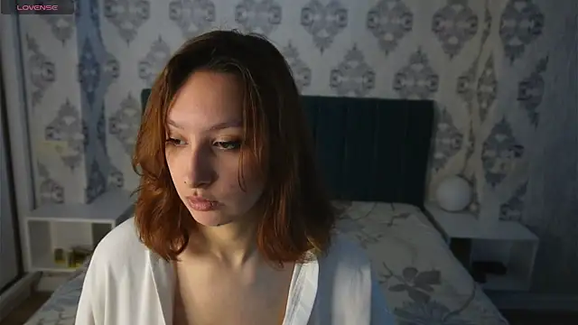 LilyannRosse online show from February 15, 7:20 am