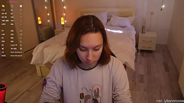 LilyannRosse online show from November 16, 7:13 am