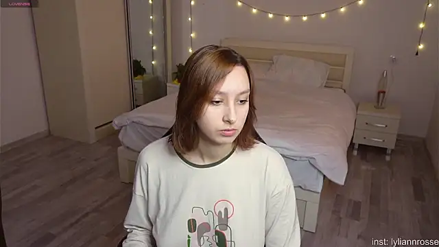 LilyannRosse online show from November 8, 7:12 am