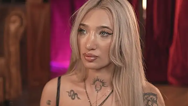 SiennaJayden online show from June 25, 8:36 pm