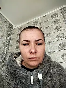 Mia24Blove online show from October 12, 9:32 am