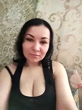 Mia24Blove online show from February 13, 8:47 am