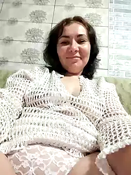 Mia24Blove online show from October 18, 7:49 pm