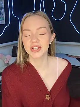 MilaMoone online show from January 14, 11:36 am