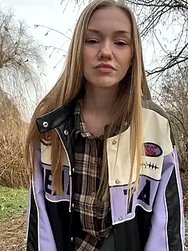 MilaMoone online show from January 9, 10:22 am