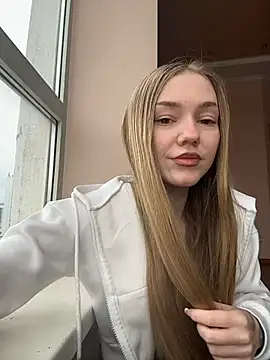 MilaMoone online show from March 5, 11:07 am