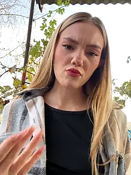 MilaMoone online show from November 5, 9:56 am