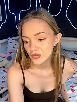 MilaMoone online show from January 12, 10:33 am