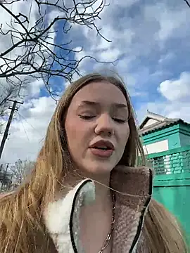 MilaMoone online show from February 14, 11:21 am