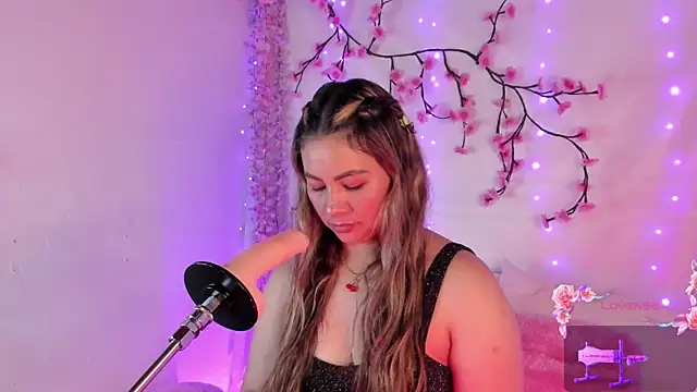 chubbyZoe online show from October 28, 10:41 pm