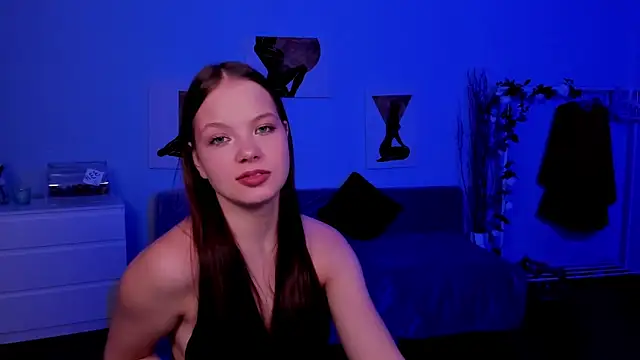 BetsyKiss online show from November 26, 5:18 am