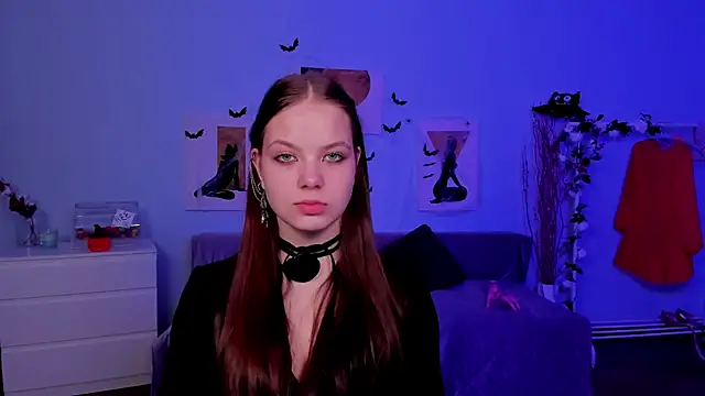 BetsyKiss online show from October 30, 5:10 pm