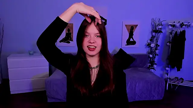 BetsyKiss online show from February 12, 5:13 pm