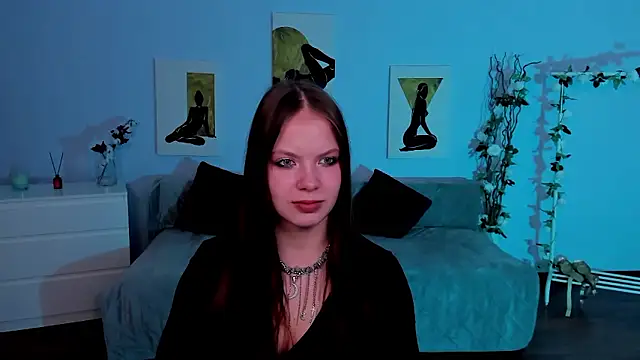 BetsyKiss online show from January 15, 5:05 pm