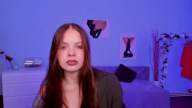 BetsyKiss online show from October 6, 5:52 am