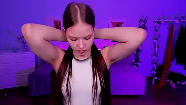 BetsyKiss online show from May 4, 5:16 pm