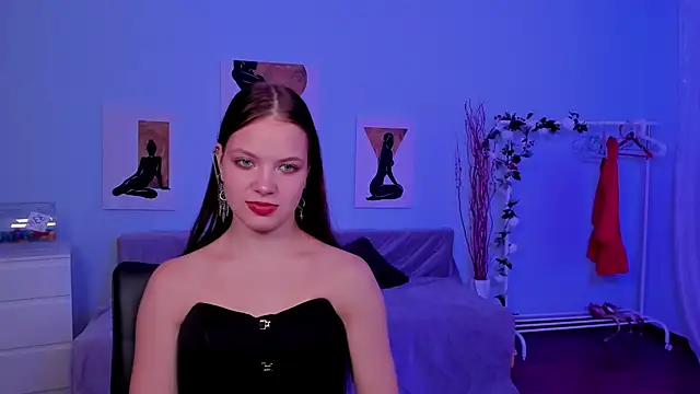 BetsyKiss online show from September 30, 5:46 am