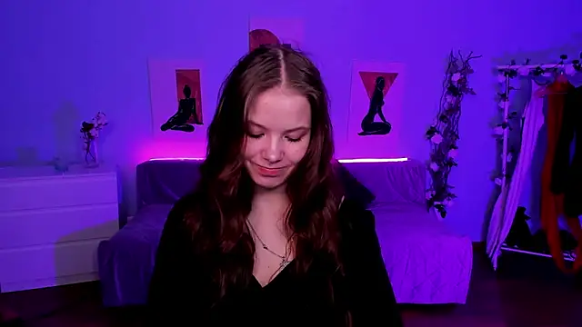 BetsyKiss online show from April 14, 5:07 pm