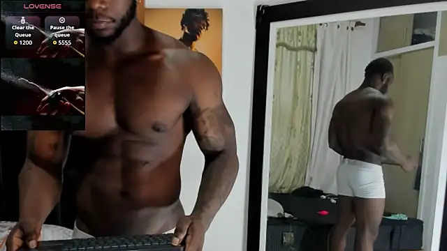 Snapshot of ArexBlakk chatting on May 12, 3:51 pm ArexBlakk online show from May 12, 3:51 pm