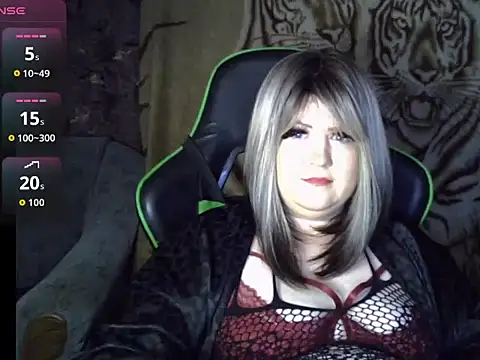 YuliiaSan online show from November 11, 12:55 pm