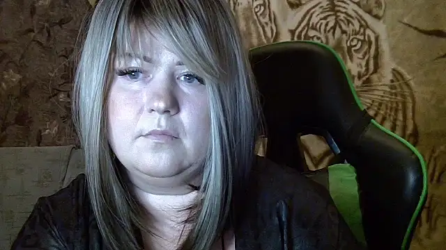 YuliiaSan online show from October 2, 7:50 pm