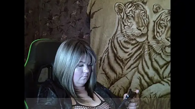 YuliiaSan online show from September 24, 6:14 pm