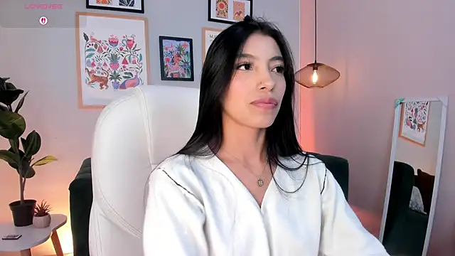Tiffany Low online show from June 21, 4:57 pm