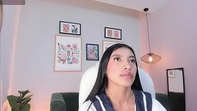 Tiffany Low online show from May 9, 3:48 pm