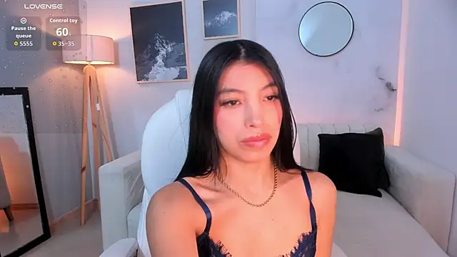 Tiffany Low online show from February 12, 12:49 pm