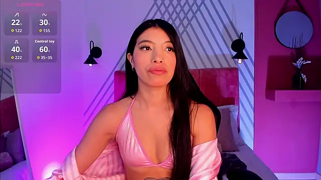 Tiffany Low online show from September 25, 2:12 pm