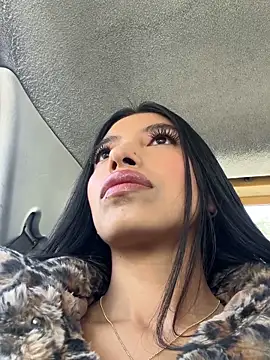Tiffany Low online show from June 11, 2:03 pm