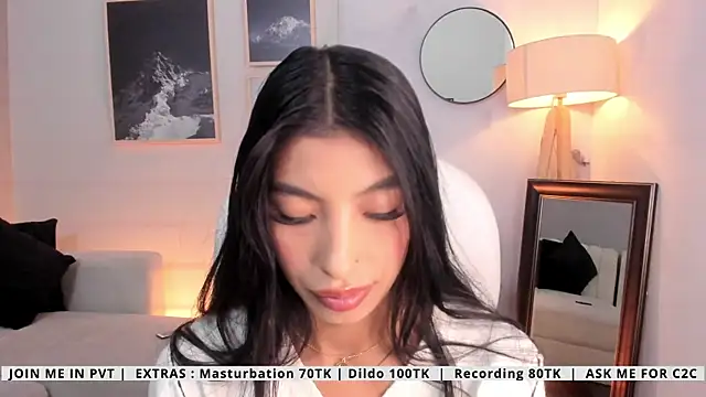 Tiffany Low online show from May 4, 2:20 pm