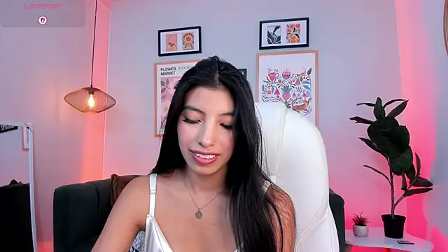 Tiffany Low online show from June 17, 3:44 pm