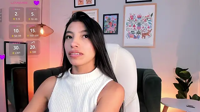 Tiffany Low online show from April 22, 4:36 pm