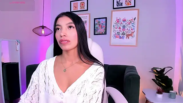 Tiffany Low online show from July 11, 2:28 pm