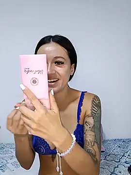 MiQeilaSweet online show from February 18, 11:12 pm