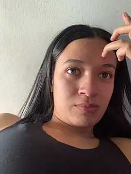 MiQeilaSweet online show from June 21, 9:42 pm