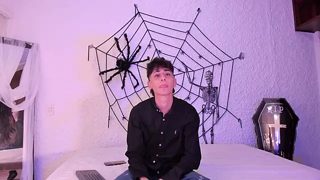 Snapshot of j_martony chatting on October 11, 12:17 pm j martony online show from October 11, 12:17 pm