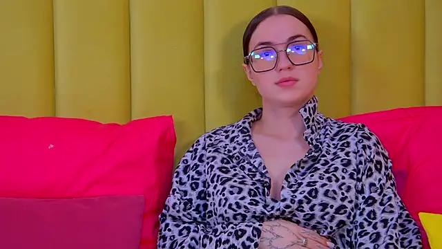 AnneAvery online show from October 19, 6:49 am