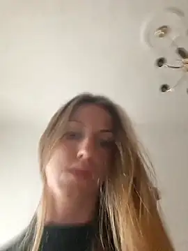 Nhoakila96 online show from February 6, 12:23 pm