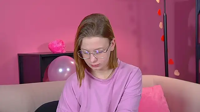 BeatriceBinoche online show from March 20, 6:36 am