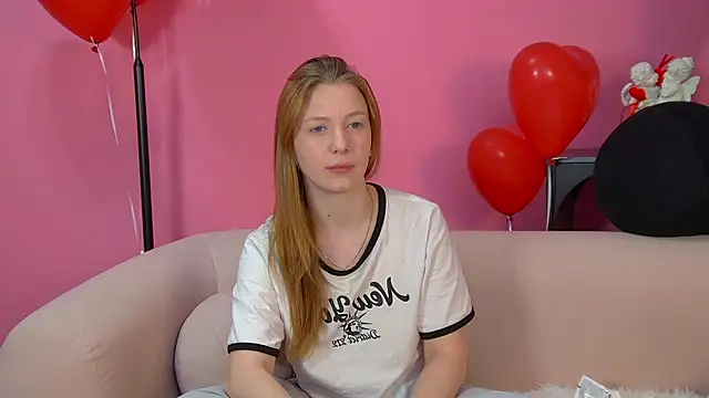 BeatriceBinoche online show from February 7, 6:32 am